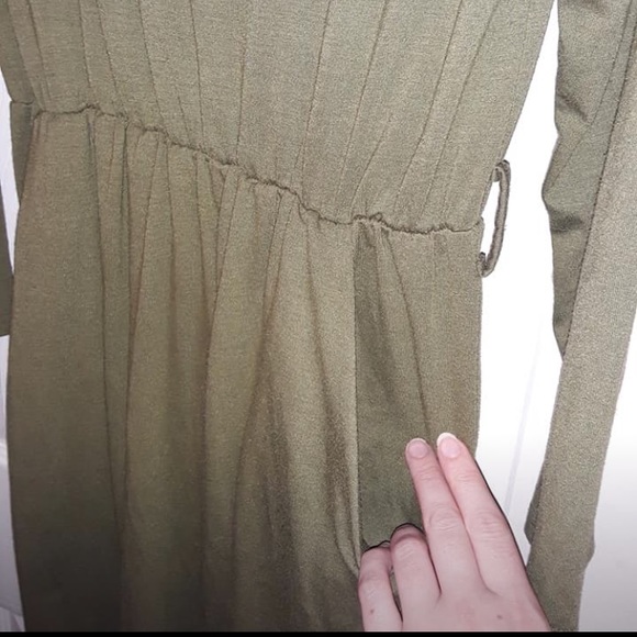 🛑Dark green maxi style longsleeve dress - Picture 2 of 4